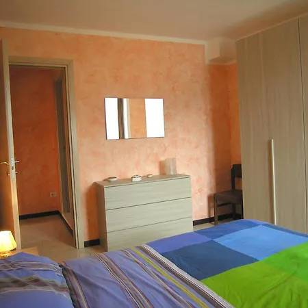 Casa Gabriella Apartament San Siro (Lombardy)